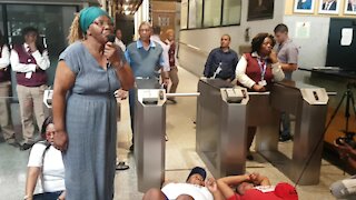 SOUTH AFRICA - Cape Town - Reclaim the City picket at Provincial Department of Transport and Public Works (Video) (7R2)