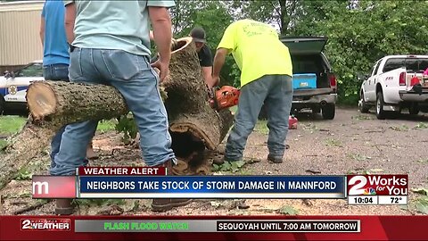 Neighbors take stock of storm damage in Mannford