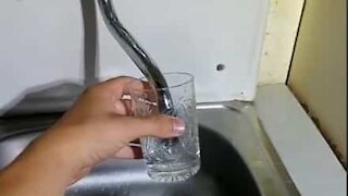 Faucet sucks up water instead of emitting it