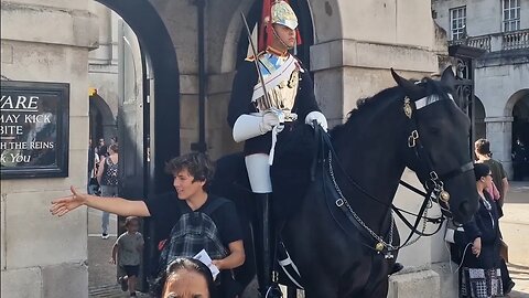 We're are this kids parents it's not Disneyland #horseguardsparade