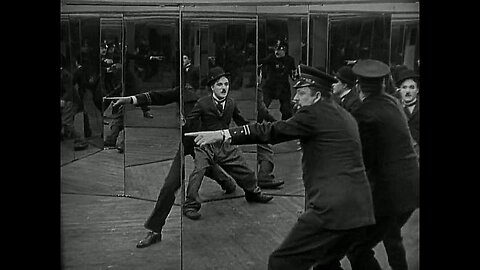 Charlie Chaplin - The Mirror Maze