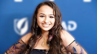 Jazz Jennings NEEDS HELP!