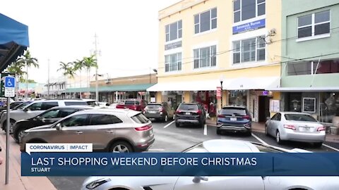 Shoppers support small businesses during last shopping weekend before Christmas