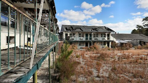 Whispering Pines Motel - Abandoned
