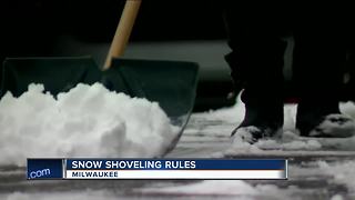 Milwaukee sidewalk snow shoveling reminder