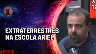 RELATOS DA APARIÇÃO DE ETS NA ESCOLA ARIEL - Leo Martins e Camila Chagas | PlanetaPodcast #shorts