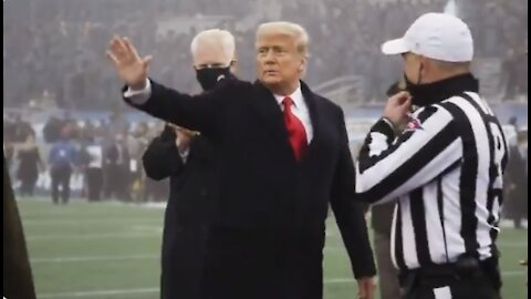 121st Army-Navy Games with Donald Trump / 'USA' 외치는 생도들!