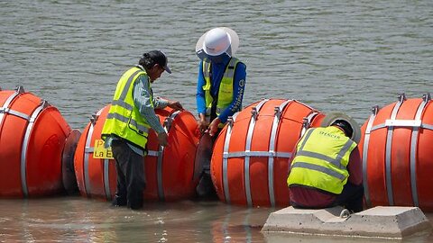 Judge orders Texas to remove border buoys