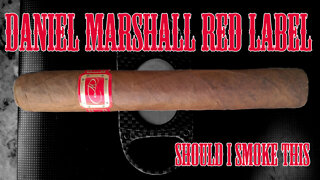 60 SECOND CIGAR REVIEW - Daniel Marshall Red Label