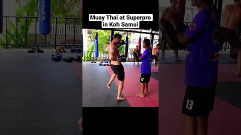 1on1 with Noi at Superpro. #muaythai #kickboxing #martialarts #thailand #kohsamui #workout #gymlife