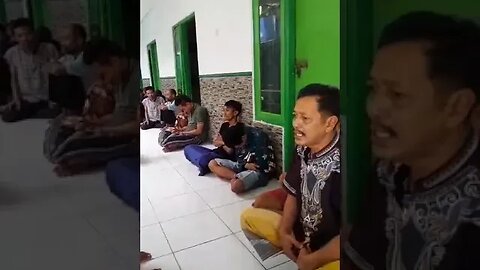 TOLONG BANTU SHARE VIDEO INI UNTUK MEMBANTU BPK INI PALING TIDAK BERSEDAKAH DENGAN CARA MENSHARE.