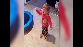 Baby Girl has Awesome Dance Moves