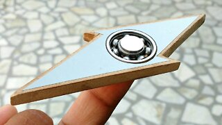 How To Make a Fidget Spinner - Flash Sign Spinner
