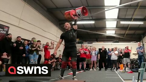 Vegetarian dad broke world weightlifting record wants to set an example for weightlifters