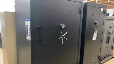 Well now, just how big a boy are ya? AMSEC's BFX 7250 gun safe