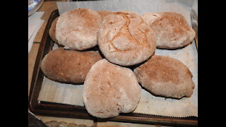 Alaskan Barley Bread rolls