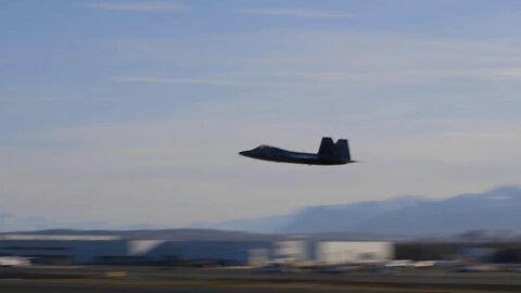 F-22 Raptors Conduct Final Launch from Ted Stevens for Polar Force 22-4