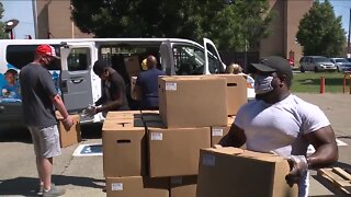 Cleveland Boys and Girls Club distributes food