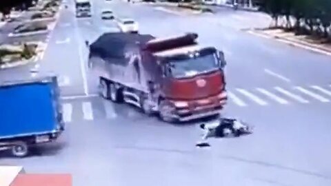 THIS DUDE CHEATED DEATH TWICE 🏍️💥🚛💥🚚😳