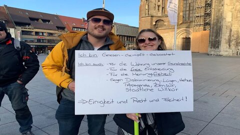 Spaziergang / Demonstration Ulm, Germany 11.3.22 - (English Subtitles)