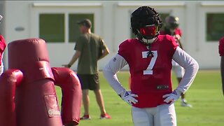 Training camp helps Bucs player Shaq Barrett cope with tragic loss of daughter