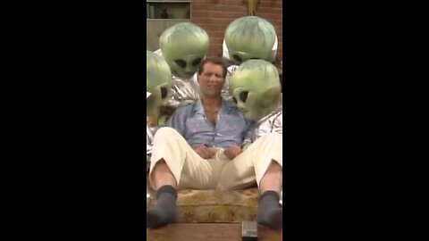Al speaks to aliens | Married With Children