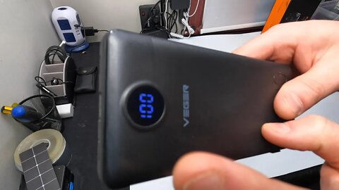 Unboxing: VEGER Portable Charger for iPhone Built in Cables Fast Charging USB C Slim 10000 Power