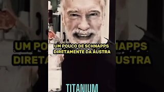 Dica do Tio Arnold para shake proteico pós treino - funny vídeo