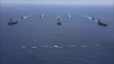 Ships sail in formation during Valiant Shield 2022