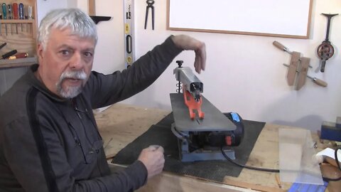 Scroll Sawing Introduction - A woodworkweb.com woodworking video