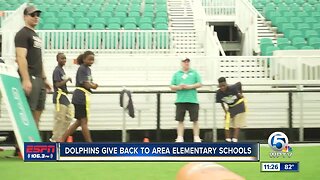 Miami Dolphins give back to local elementary schools