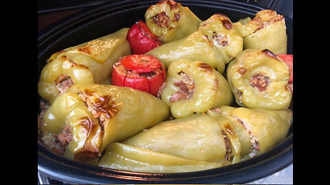 BELL PEPPER FILLED WITH MINCED MEAT EASY LUNCH OR DINNER IDEA