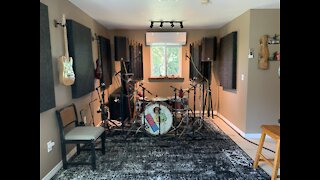 Session drummer recording studio