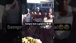 SEMPRE TEM O GOLPISTA #tropa #meme #viral #rir #shorts