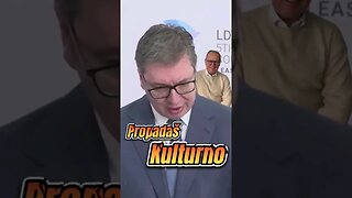 Vucic propada... kulturno 🤣🤣🤣 #vucic #propast #meme