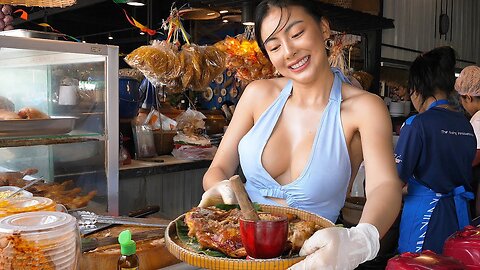 Lots of Customers!! The Most Popular Chicken In Pattaya - Thai Street Food