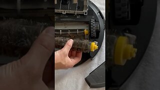 THIS will Break Roomba, how to deep clean.