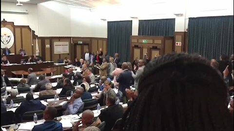 UPDATE 3 - Mandela Bay council meeting at a standstill (B5H)