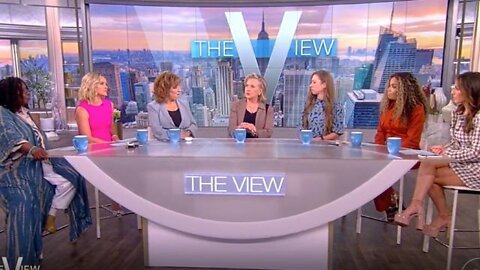 HILLARY CLINTON ON THE VIEW [SCARED SHITLESS] BECAUSE [TRUMP HAS FRAZZLEDRIP]