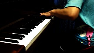 Blue Fields, Final Fantasy VIII Overworld Map Theme - Wiwi Kuan（官大為）, Piano