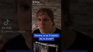 CO se NEJVÍCE LÍBÍ na ŽIVOTĚ PESIMISTICKÉMU SIMÍNOVI!? #funny #shorts #tiktok