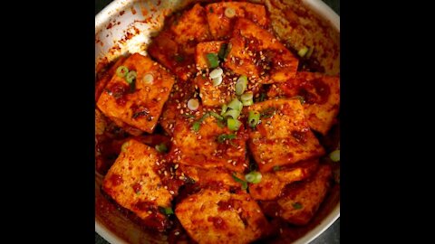 Korean spicy pan friend tofu, easy tasty tofu recipe,stir fry,pan fried tofu,pan fry, vegetarian