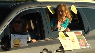 School district celebrates students with pep rally