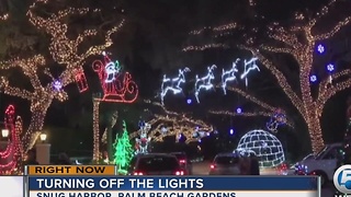 Snug Harbor Christmas lights