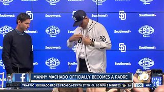 Manny Machado officially becomes a Padre