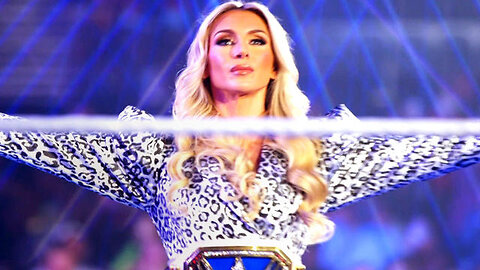 Naomi battles SmackDown Women’s Champion Charlotte Flair @WWE