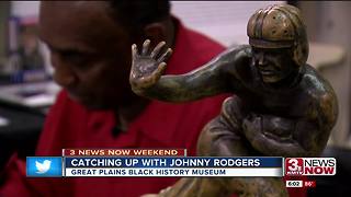 Johnny “The Jet” Rodgers signs autographs at black museum