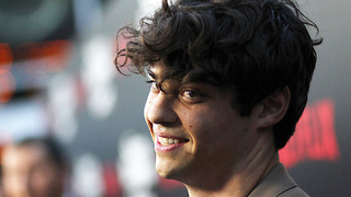 Noah Centineo Has Scary Run In With Stalker At The Airport