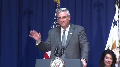 Gov. Eric Holcomb speaks at unveiling of Mike Pence's governor's portrait