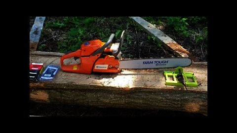 Husqvarna 455 rancher with 20 inch blade, ripping timber, with the timber tuff jig.